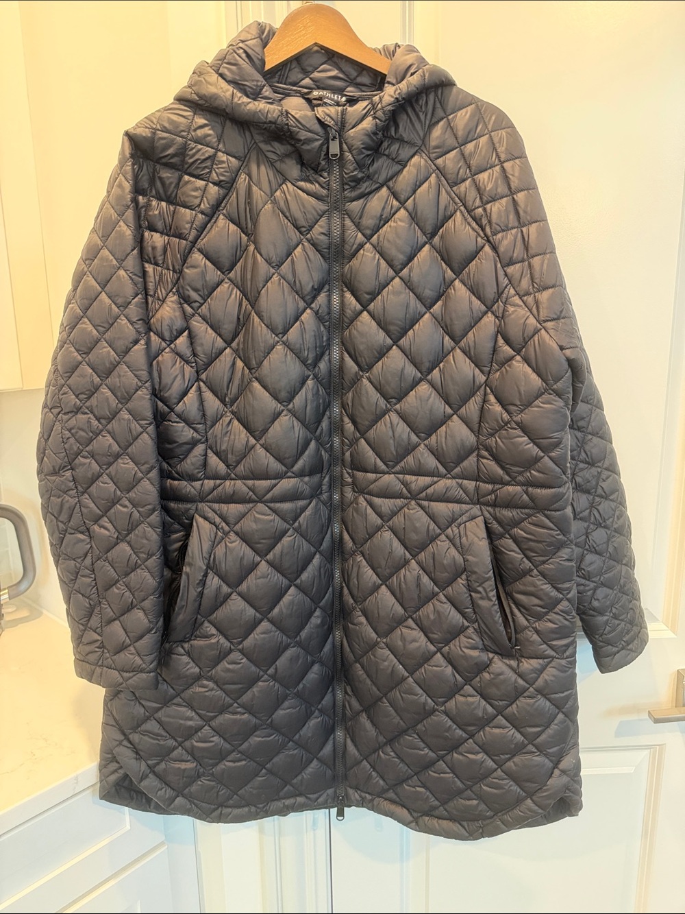 Athleta Quilted Hooded Puffer Coat in Black
